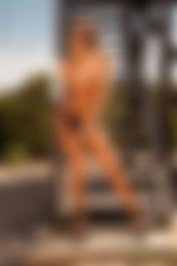 [photodromm.com] 2015-11/[photodromm.com] - 2015.11.10 - Claudia - Lookout Tower (x50) 2000x3000/20l.jpg