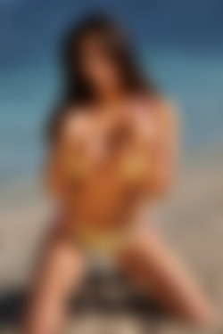 photodromm.com - 2011-12/krystal - 17 - submariner/08l.jpg