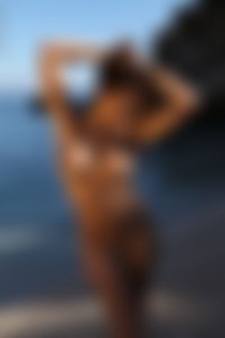 photodromm.com - 2011-12/krystal - 17 - submariner/38l.jpg