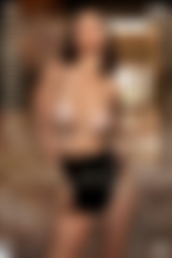 2022phdee/2022-01/[photodromm] 2022-01-02 Madelyn - Hunted (x46, 3000 px)/_cover.jpg