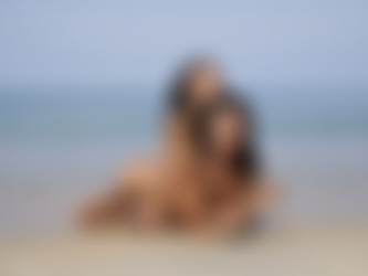 2021.06.14_Hegre.com_Chloe-&-Hiromi_Naked-in-Thailand/Chloe-&-Hiromi_Naked-in-Thailand_28.jpg