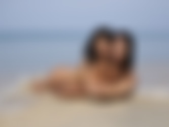 2021.06.14_Hegre.com_Chloe-&-Hiromi_Naked-in-Thailand/Chloe-&-Hiromi_Naked-in-Thailand_32.jpg