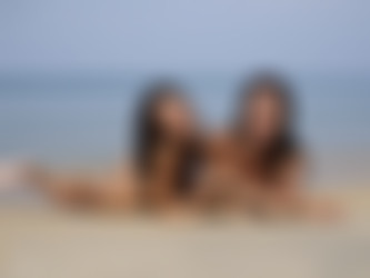 2021.06.14_Hegre.com_Chloe-&-Hiromi_Naked-in-Thailand/Chloe-&-Hiromi_Naked-in-Thailand_40.jpg