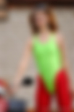 Shiny Leotards/Gallery 061 - Jenia/061sl_006.jpg