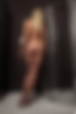 [photodromm.com] 2015-04/[photodromm.com] - 2015.04.04 - Anne - Shower Dancer (x50) 1333x2000/23l.jpg