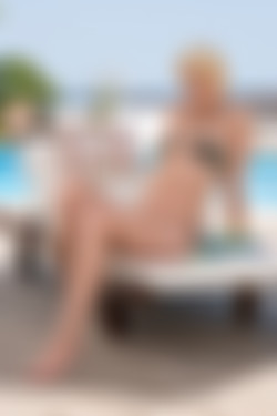 Izzy Delphine/WowGirls.com 2013-09-05 Izzy Delphine - Bikini Island/003.jpg