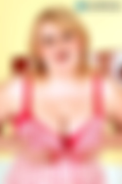 Scoreland.com SiteRip - Part #2/2008.03.12-This Czech Mate Has A Plush Body.-Monica/Monica02.jpg