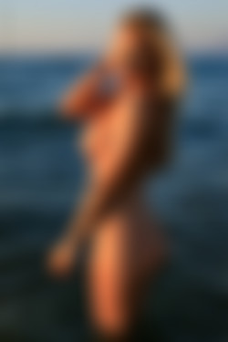 [photodromm.com] 2017-10/[photodromm.com] - 2017.10.28 - Brittie - Warm WetSands II (x42) 2000x3000/34l.jpg