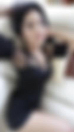 HelloLadyboy.com 4/1Amp1_Date/amp1_date_044-by-am.jpg