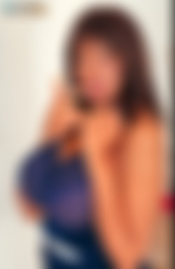 Scoreland.com SiteRip - Part #1/00054-July 2000 Voluptuous-Amanda White/Amanda01.jpg