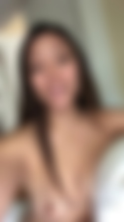 nicling/vids/20190719-45018944-Hiya_Here_s_a_welcome_video._Please_excuse_my_awkwardness.mp4