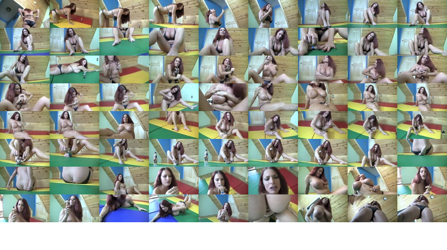 Goldie Blair/Великанша/Giantess Goldie Gets Her Men.mp4